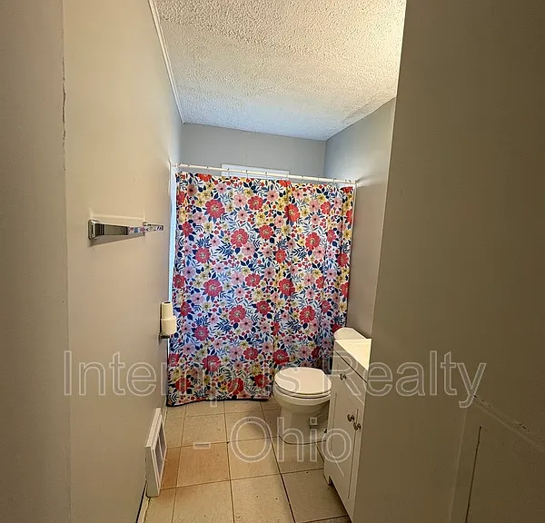 4106 E 153rd St — Photo 13