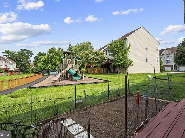 6147 Early Autumn Dr — Photo 39