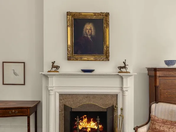 27 East 73rd Street image 3 of 15