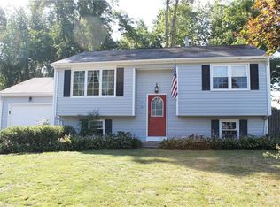 204 Gordon Ave, Warwick, RI 02889