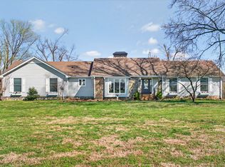 1610 Stop 30 Rd, Hendersonville, TN 37075