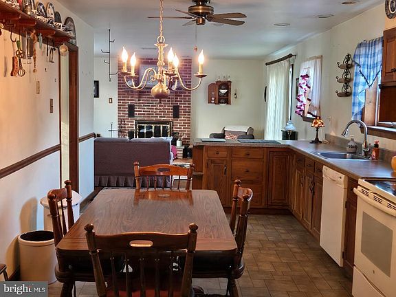 4th image of 616 Beechwood Rd