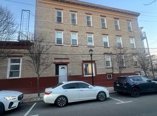 325 Mountain Rd, Union City, NJ 07087