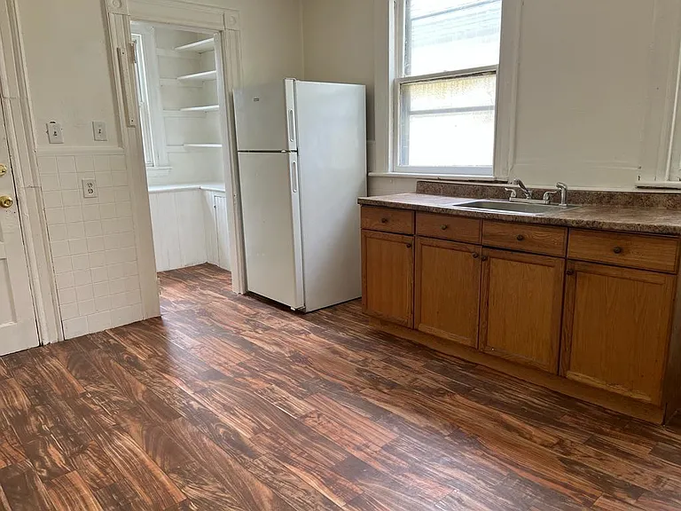 797 Beechwood Ave #2 — Photo 6