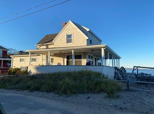 18 Surf St, Saco, ME 04072