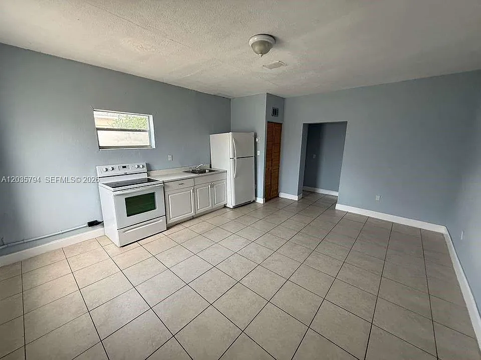 2014 Funston St #C