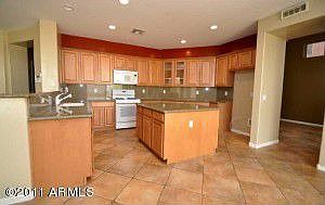 4th image of 3554 W Plymouth Dr