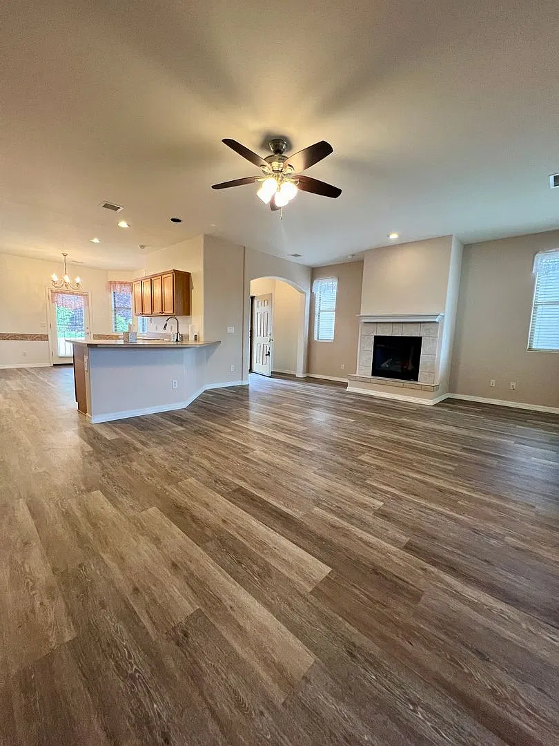 Gorgeous home in Viewpoint! — Photo 3