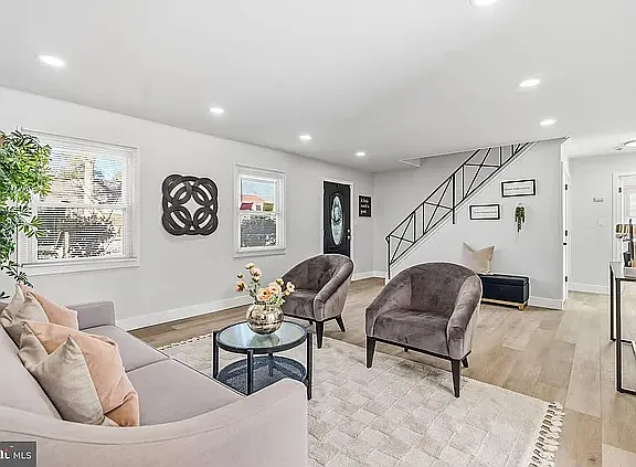 4 Hamilton Ln — Photo 10