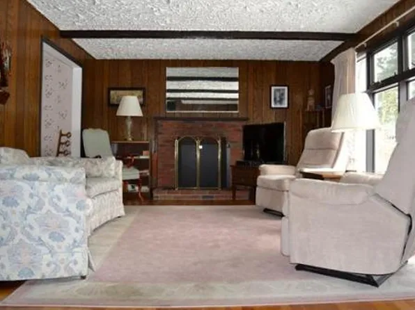 46 S Gate St, Dedham, MA 02026