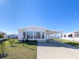 913 Red Bud Rd, Barefoot Bay, FL 32976