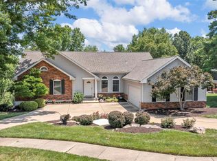 14710 Greenleaf Valley Dr, Chesterfield, MO