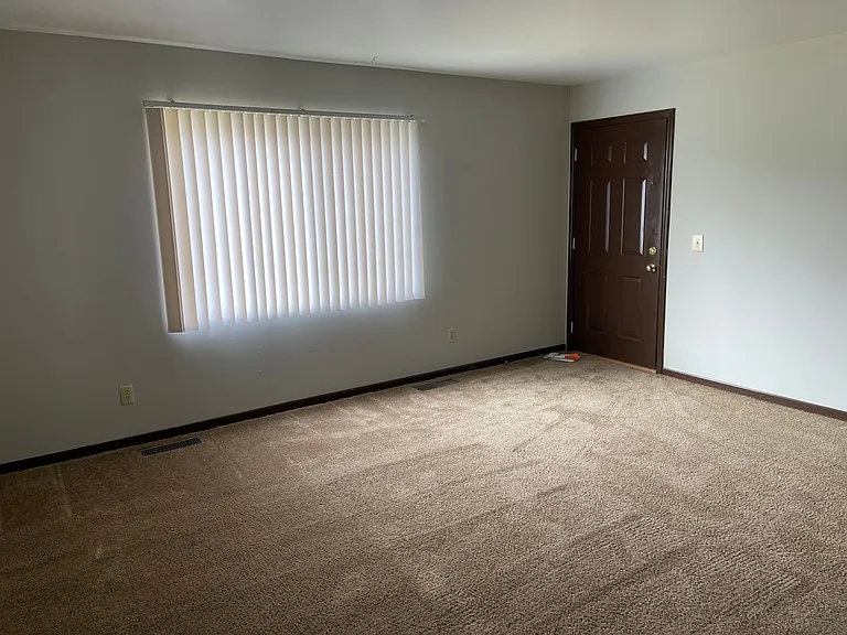 802 Hartwell Dr — Photo 15