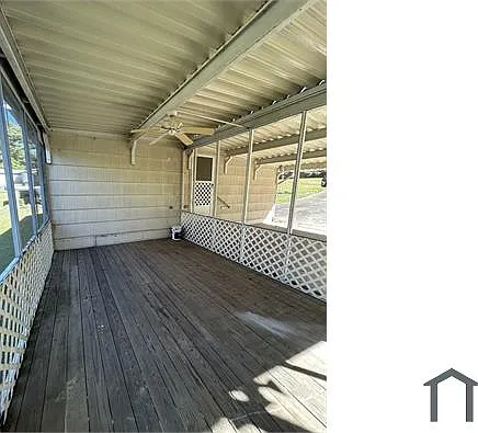 916 Oakview Cir — Photo 14