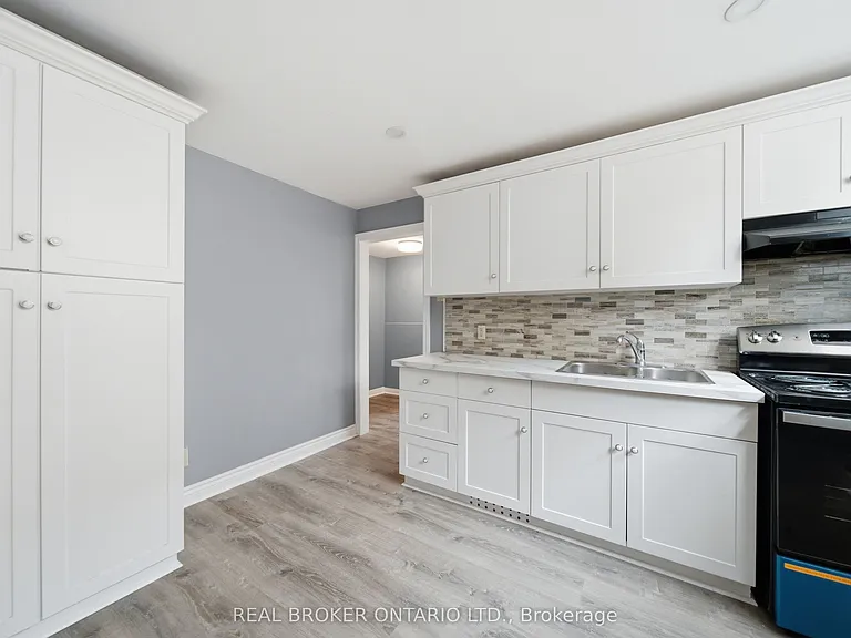 293 Highland Rd E #C — Photo 9