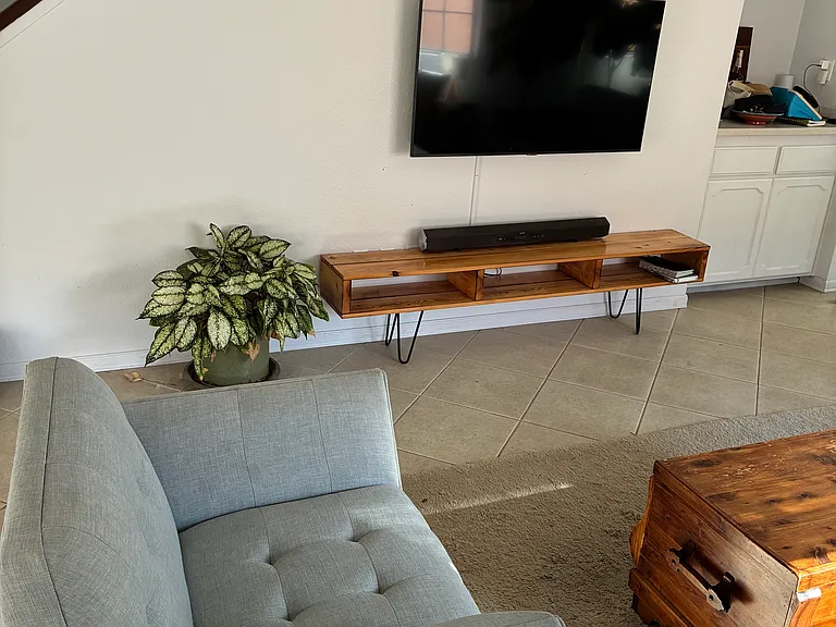 905 Rosemary Ave — Photo 3