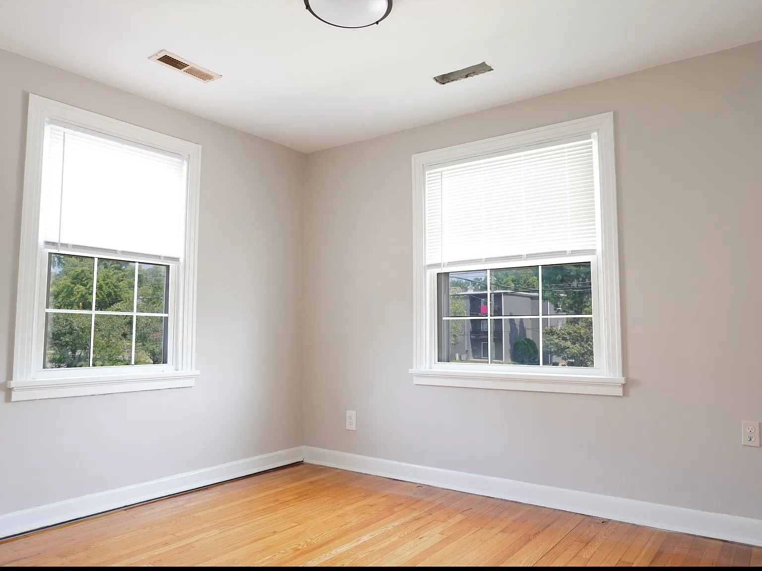 3206 Chamberlayne Avenue - 4 — Photo 4