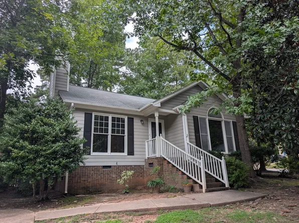 2900 Enson Pl, Raleigh, NC 27603