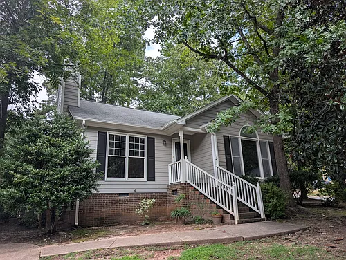 2900 Enson Pl Photo 1
