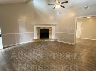 195 Creekwood Dr, Athens, GA 30606