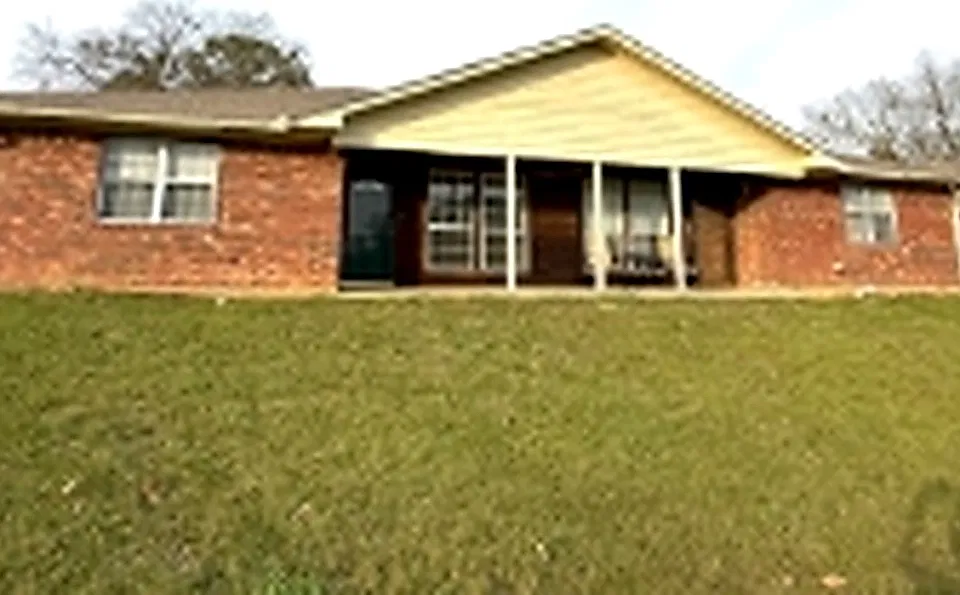 912 Andrews St #912