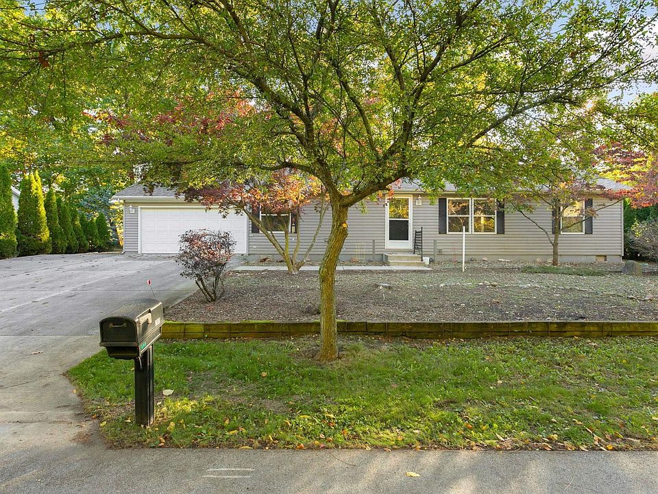 1st image of 2910 Winding Waters Ln