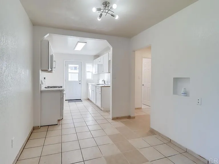 756 Madison Ave #B — Photo 10