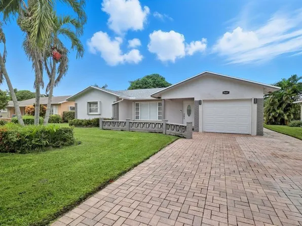 9407 NW 70th Place, Tamarac, FL 33321
