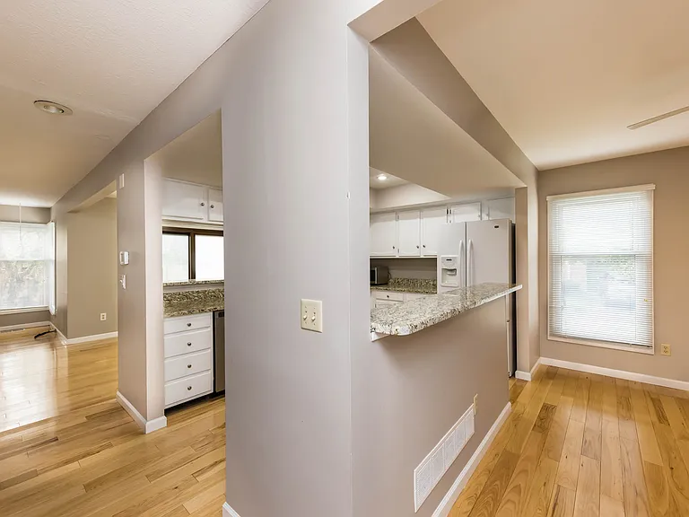 6674 Willow Grove Ln — Photo 6