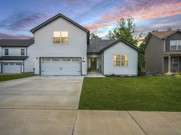 1205 Old Charlotte Trce, Clarksville, TN 37040