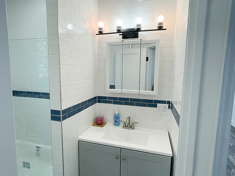 20-60 45th St #2A — Photo 12