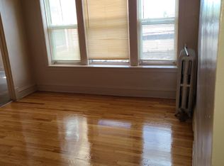 5552 W Gladys Ave APT 3, Chicago, IL 60644