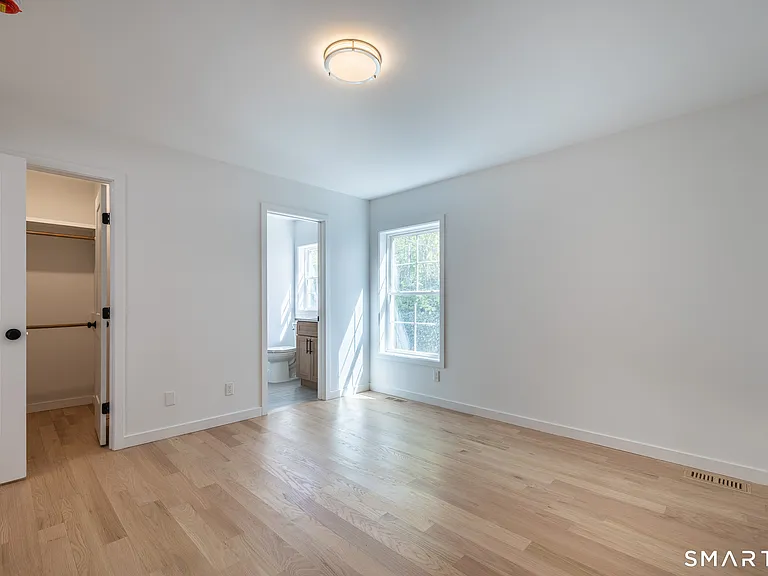 330 Pleasantview Ave #1 — Photo 10