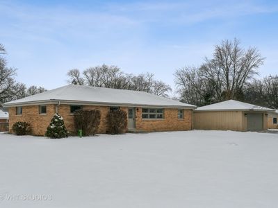 1 E Elaine Cir, Prospect Heights, IL, 60070