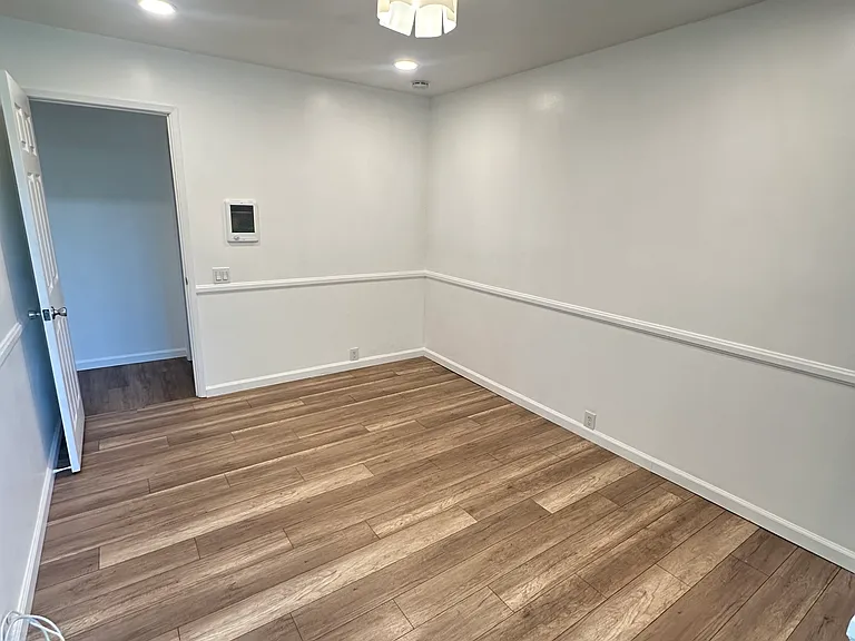 230 Regency Ct #A — Photo 18