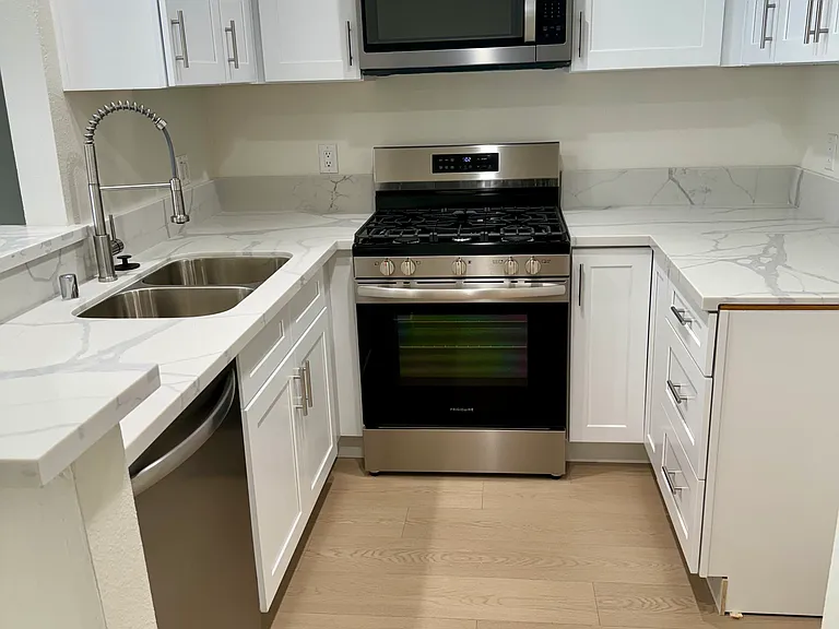 5259 Cartwright Ave #104 — Photo 4