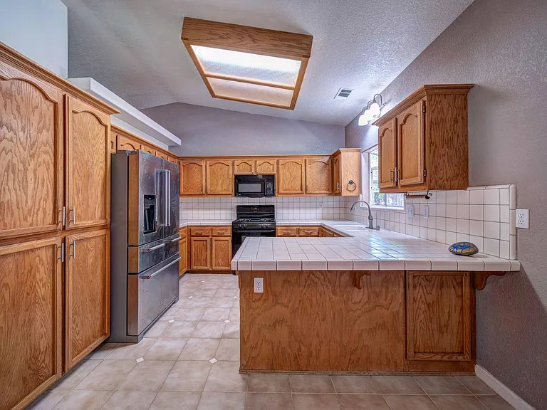 4934 Tralee Ln — Photo 9