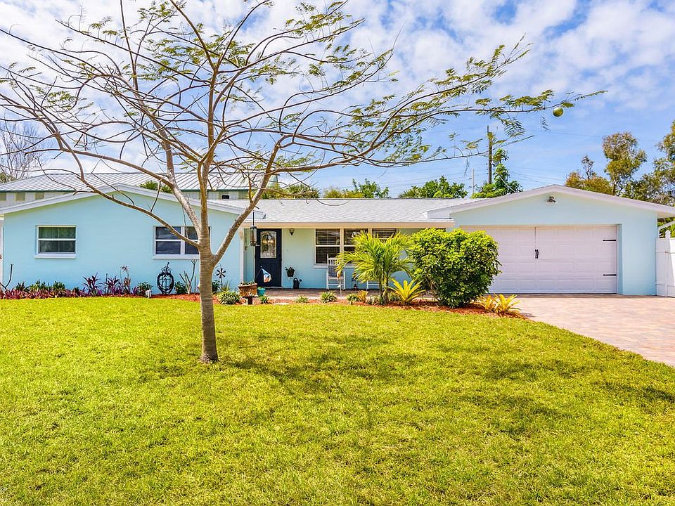 1st image of 223 Micanopy Ct