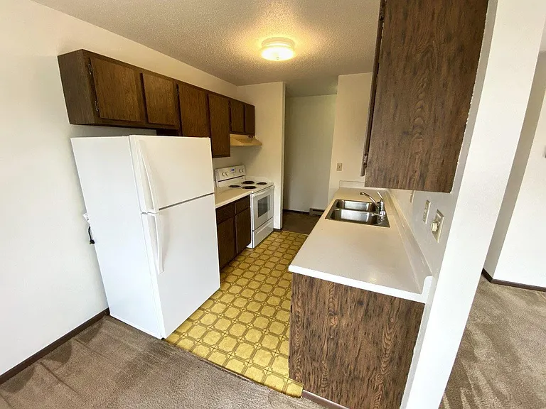 Applecrest Apartments — Photo 7