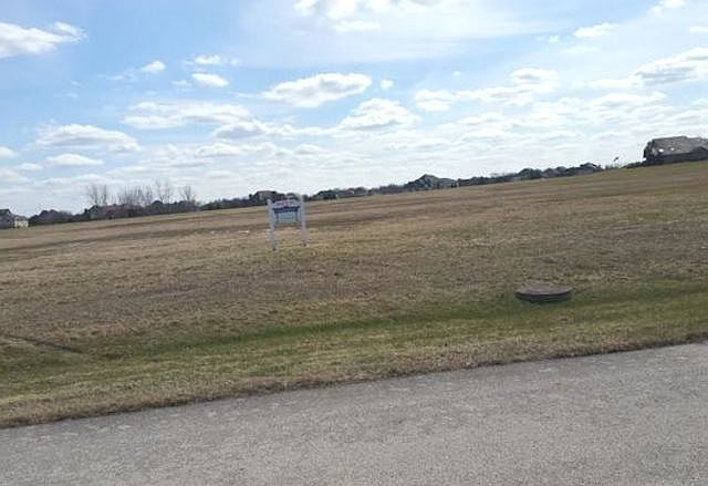 2nd image of 6903 W Foss Rd