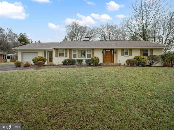 13407 Keener Rd, Hagerstown, MD 21742