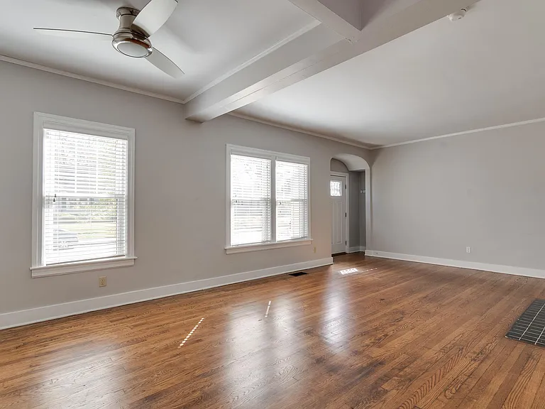 1800 Mignon Ave — Photo 11