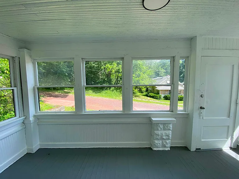 712 Roselle Ave #B — Photo 10