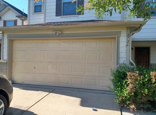 2726 Skyview Crest Ct, Houston, TX 77047