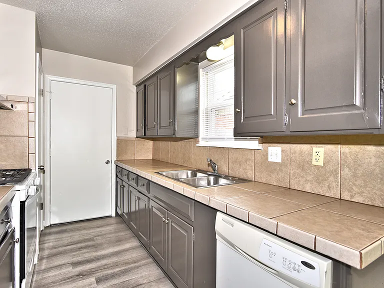 1645 S 128th East Ave — Photo 11