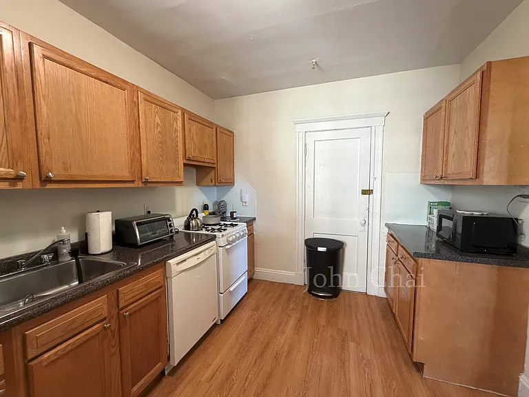 1634 Commonwealth Ave #18 — Photo 24