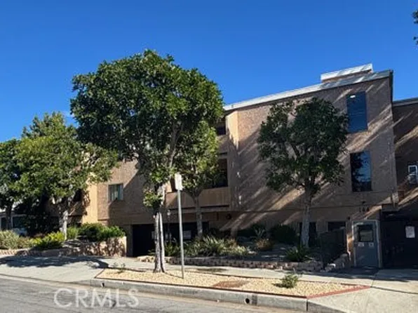 144 N Michigan Ave, Pasadena, CA 91106