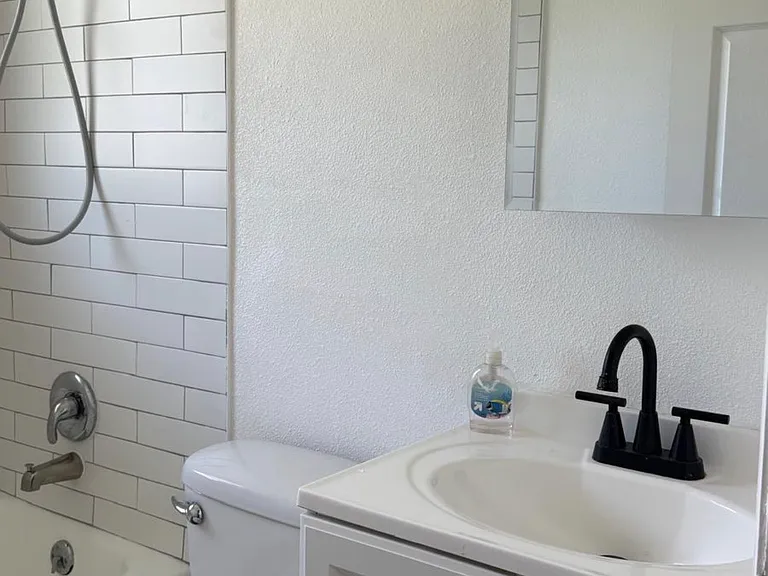 4531 Shore Acres Blvd NE — Photo 6