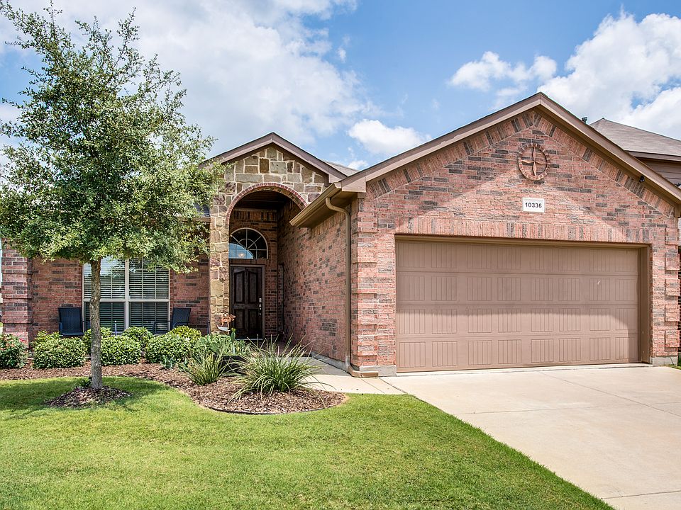 Beautiful 1 Story Home 