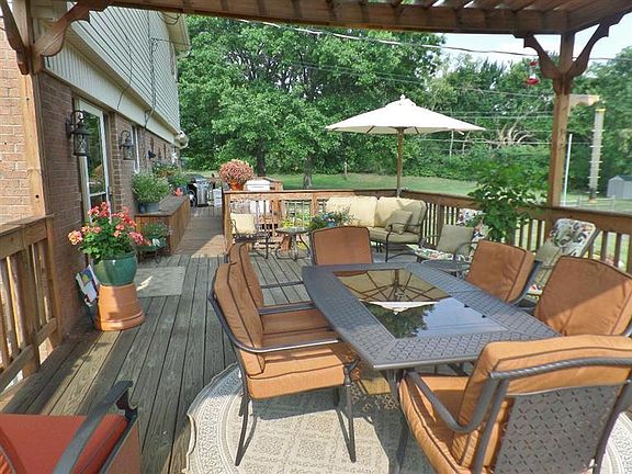 4th image of 222 Greenwell Ave